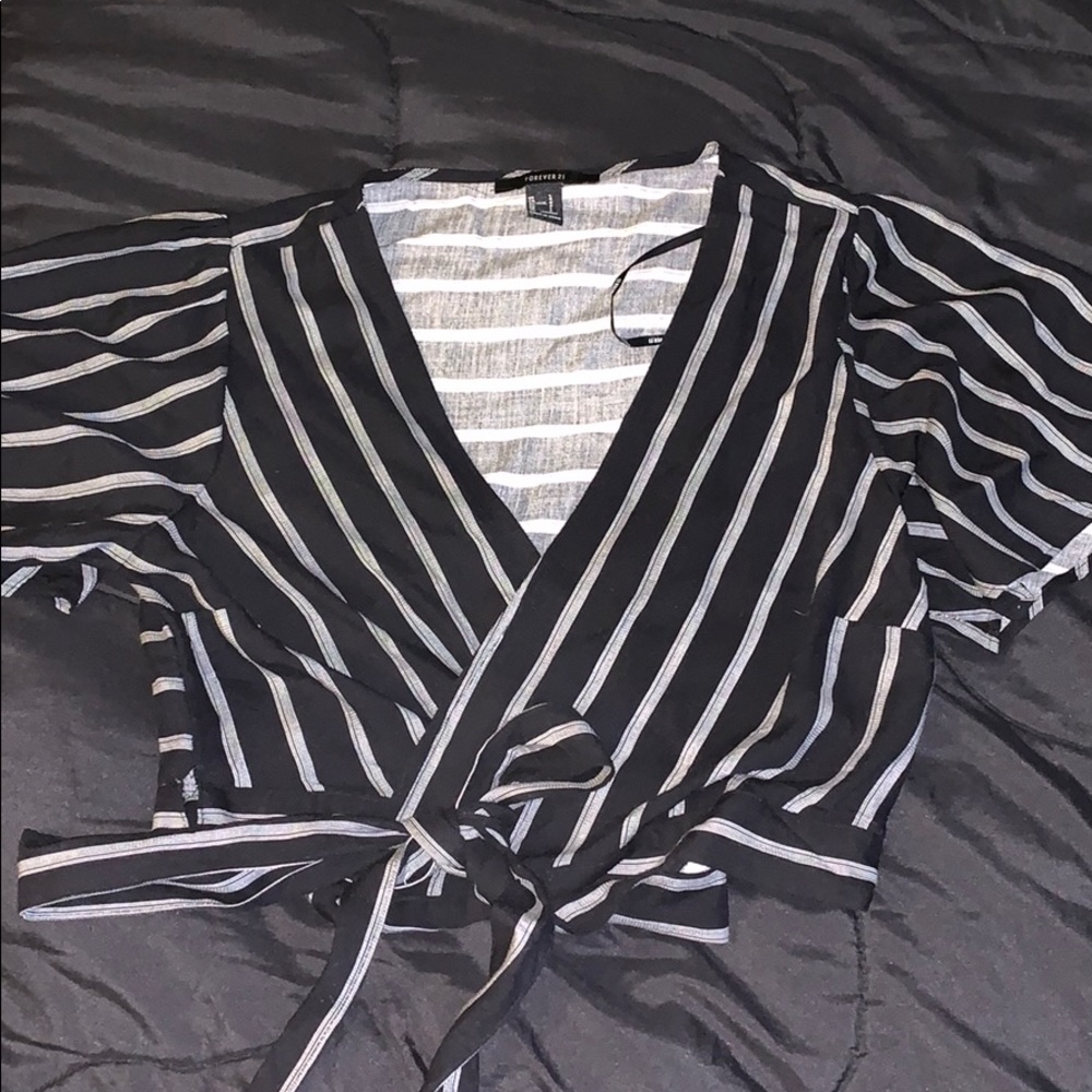 Forever 21 Wrap shirt